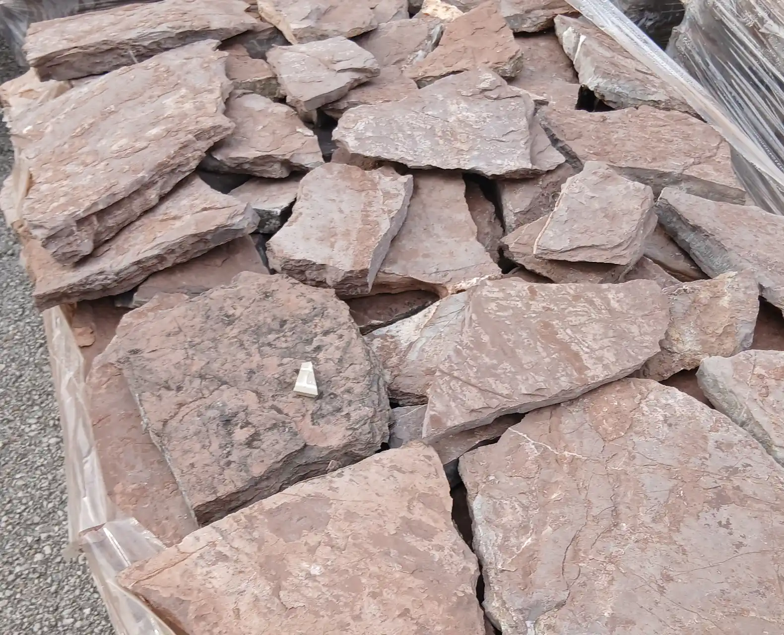 Prirodni lomljeni kamen u sivo-smeđim nijansama - Slika 7