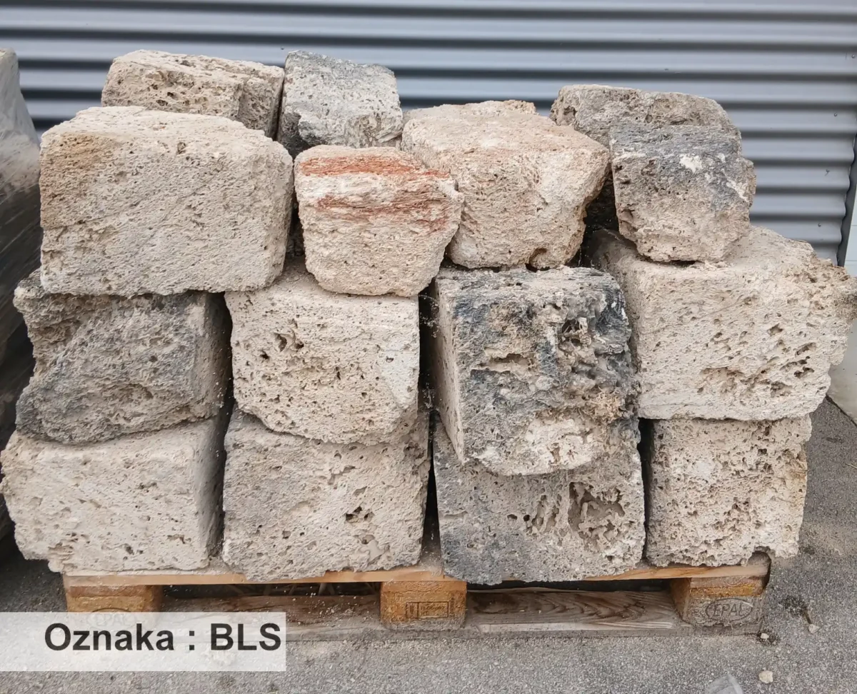 Sedra – prirodni kameni blokovi - lako se obrađuje i reže